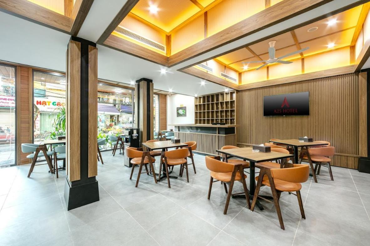 A25 Hotel - 21 Nghia Tan ハノイ市 エクステリア 写真