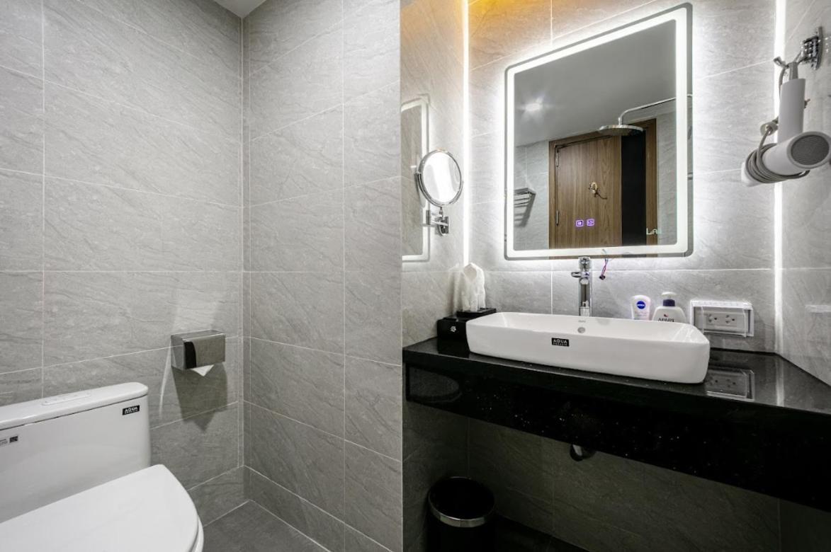 A25 Hotel - 21 Nghia Tan ハノイ市 エクステリア 写真