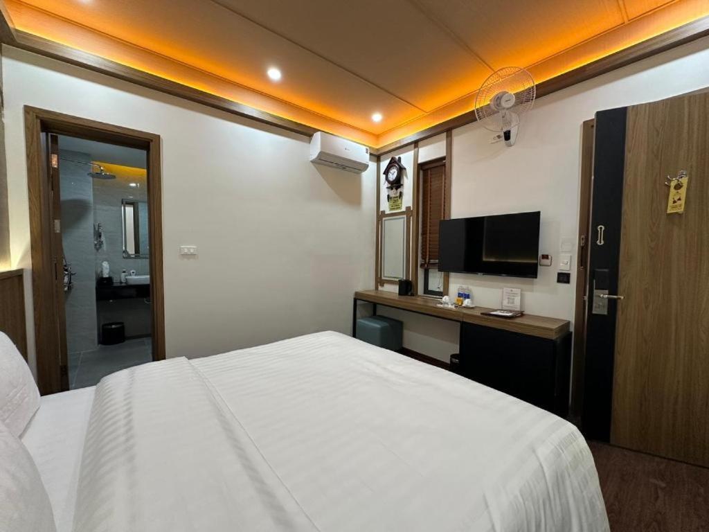 A25 Hotel - 21 Nghia Tan ハノイ市 エクステリア 写真